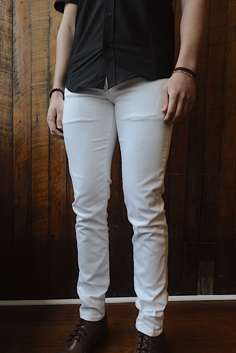 WHITE ULTRA SOFT DENIM SLIM FIT JEANS