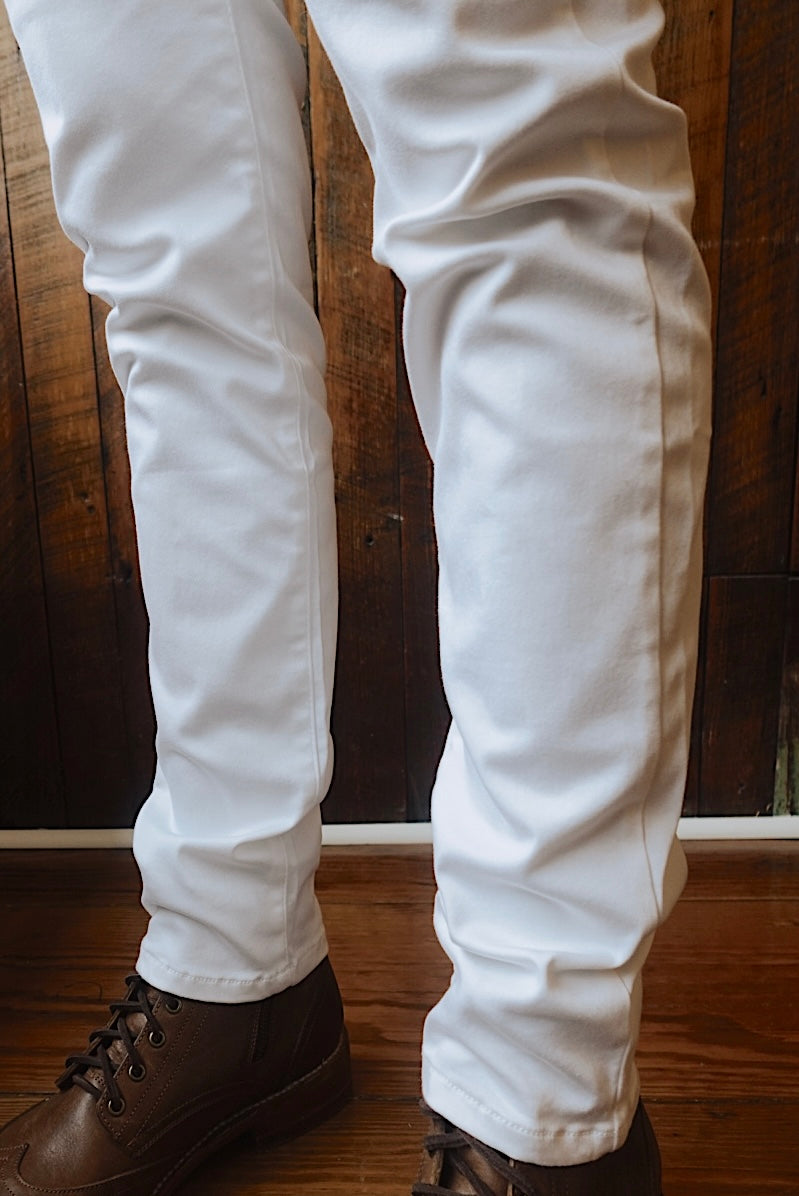 WHITE ULTRA SOFT DENIM SLIM FIT JEANS