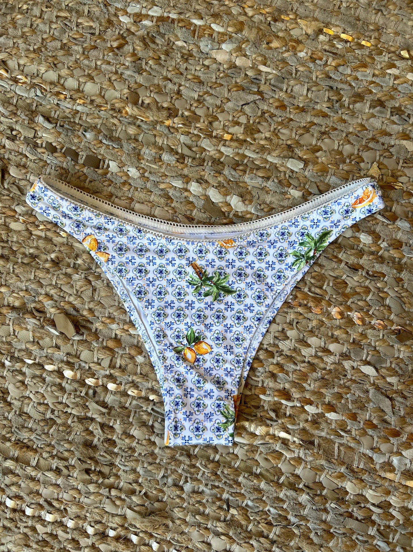 CAPRI LEMON ULTRA SOFT DOUBLE LINED BIKINI BOTTOMS