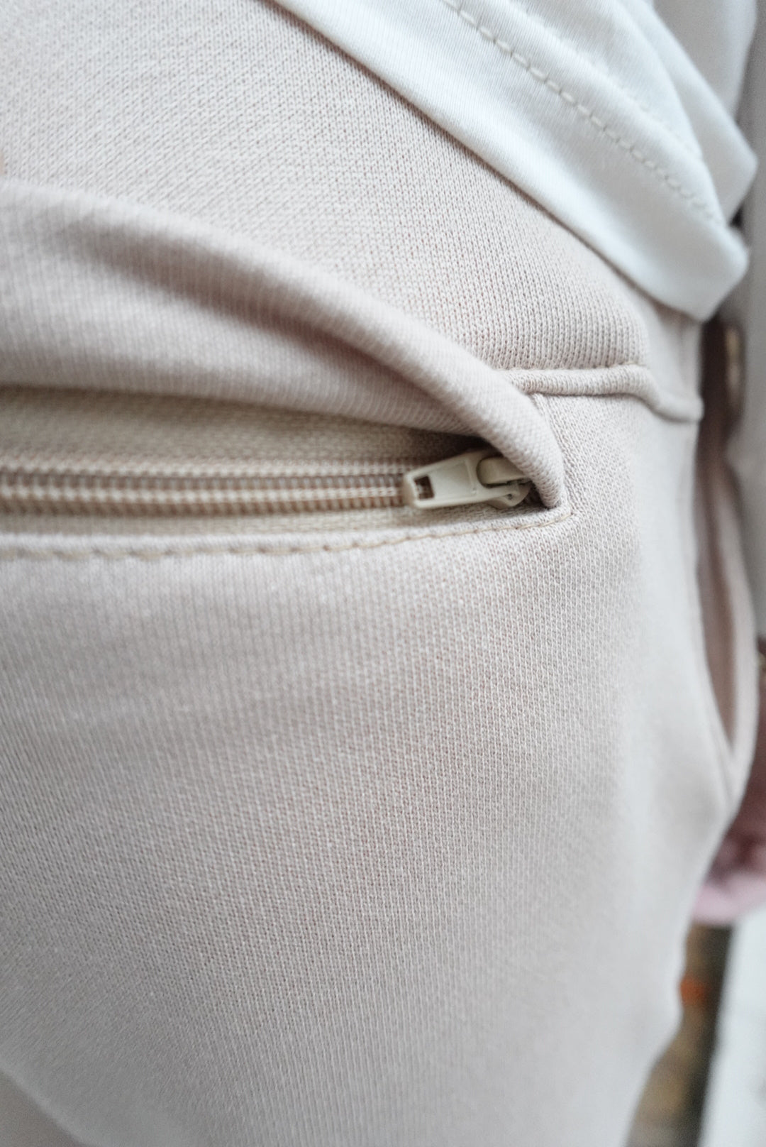 ALEC COTTON TERRY ATHLETIC STREETWEAR SHORTS