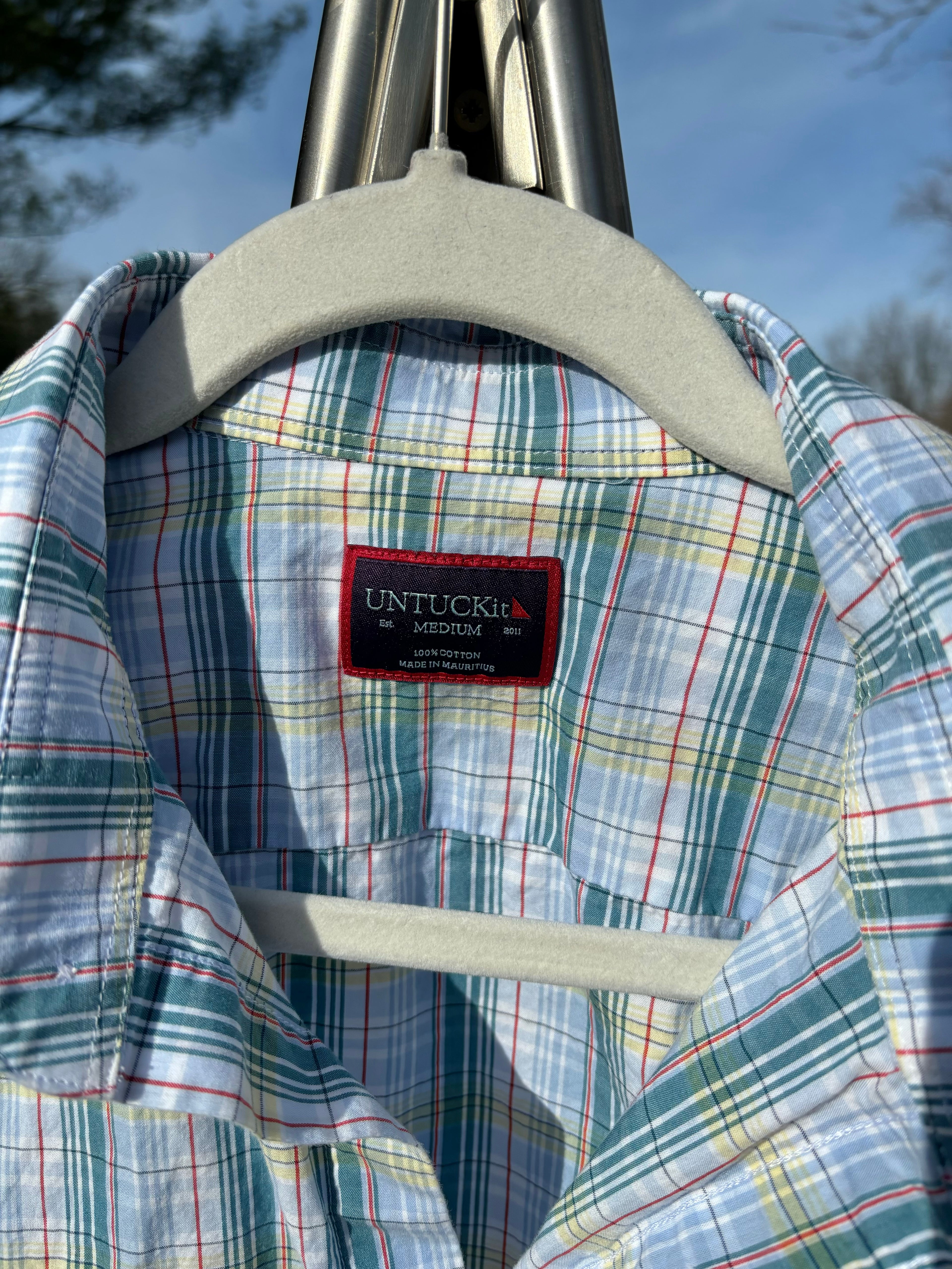 UNTUCKit: TEAL, BLUE, & RED MULTI COLOR PLAID BUTTON DOWN