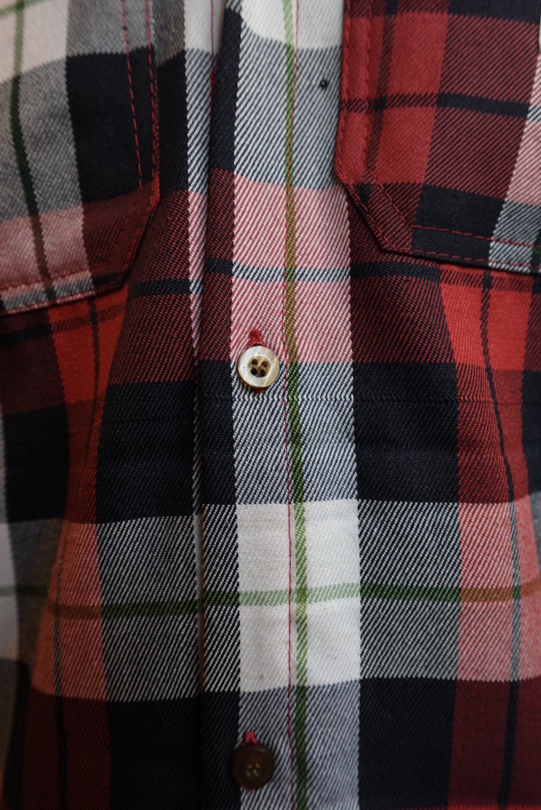 OXFORD PLAID BUTTON DOWN FLANNEL