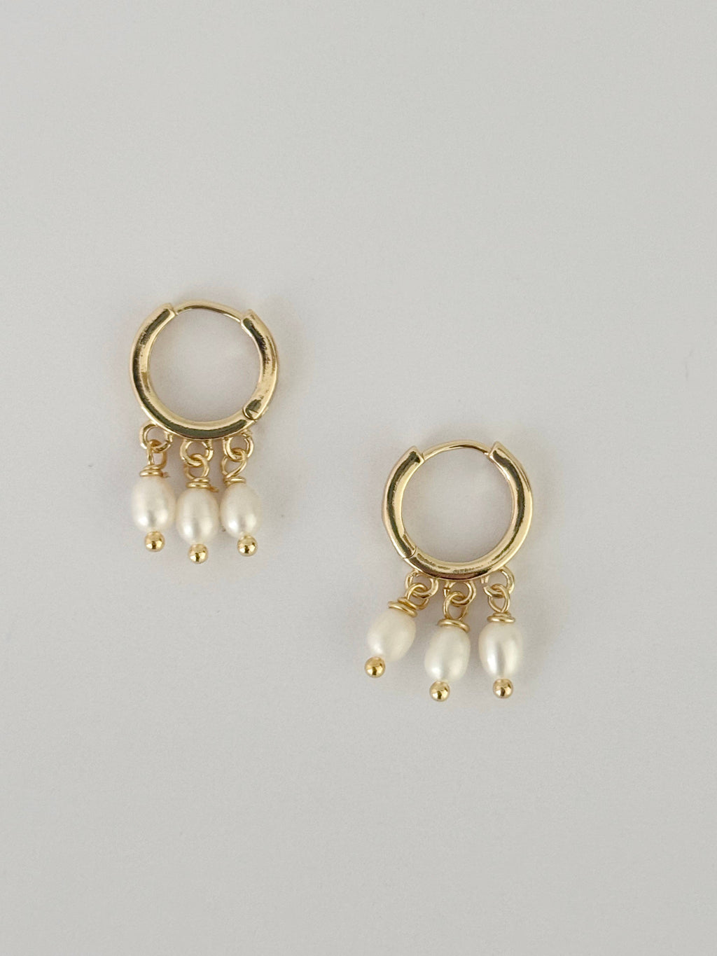 18k gold plated earrings, affordable pearl jewelry, dainty pearl earrings, statement pearl earrings, coastal jewelry, romantic jewelry,