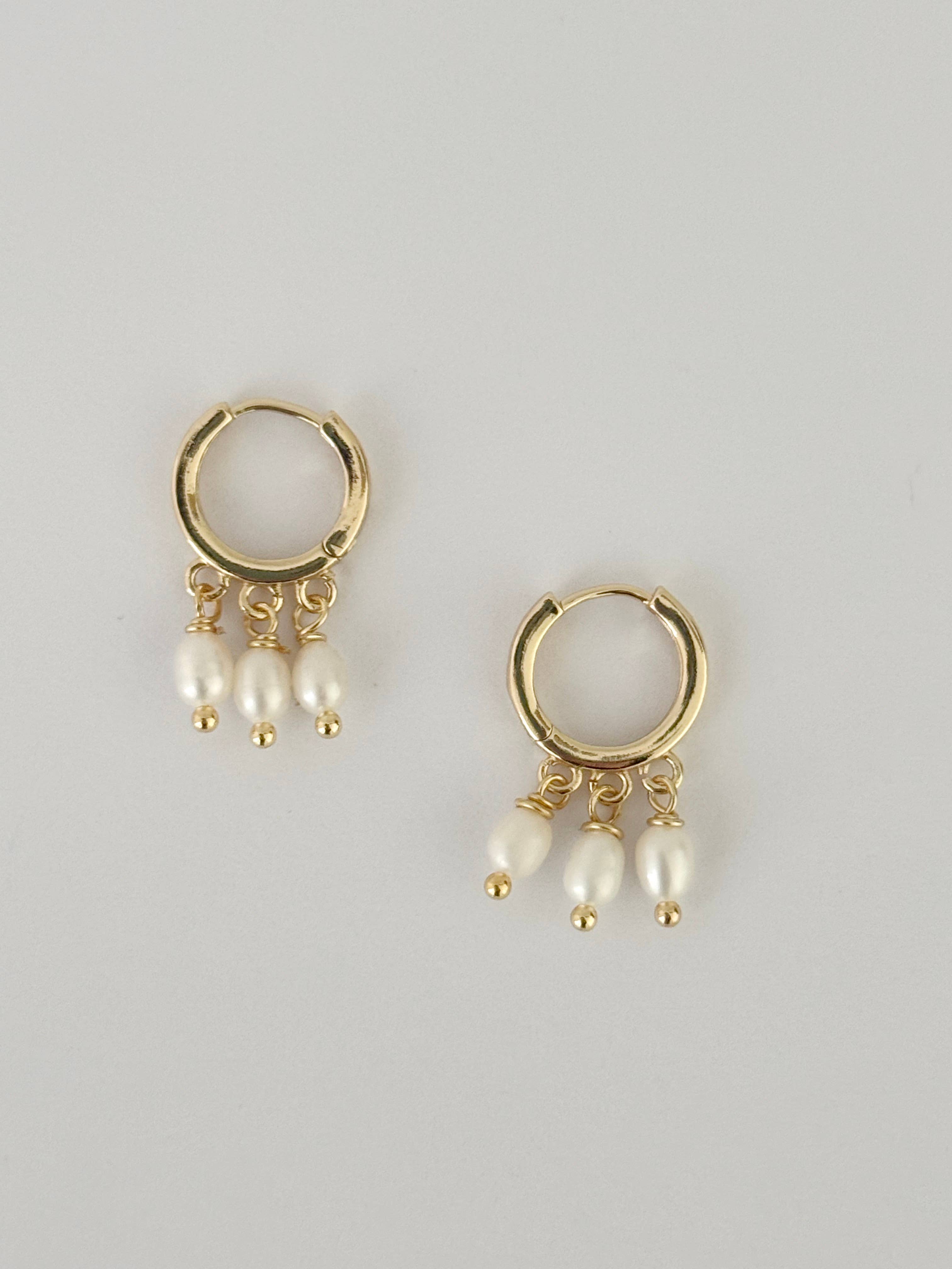 18k gold plated earrings, affordable pearl jewelry, dainty pearl earrings, statement pearl earrings, coastal jewelry, romantic jewelry,