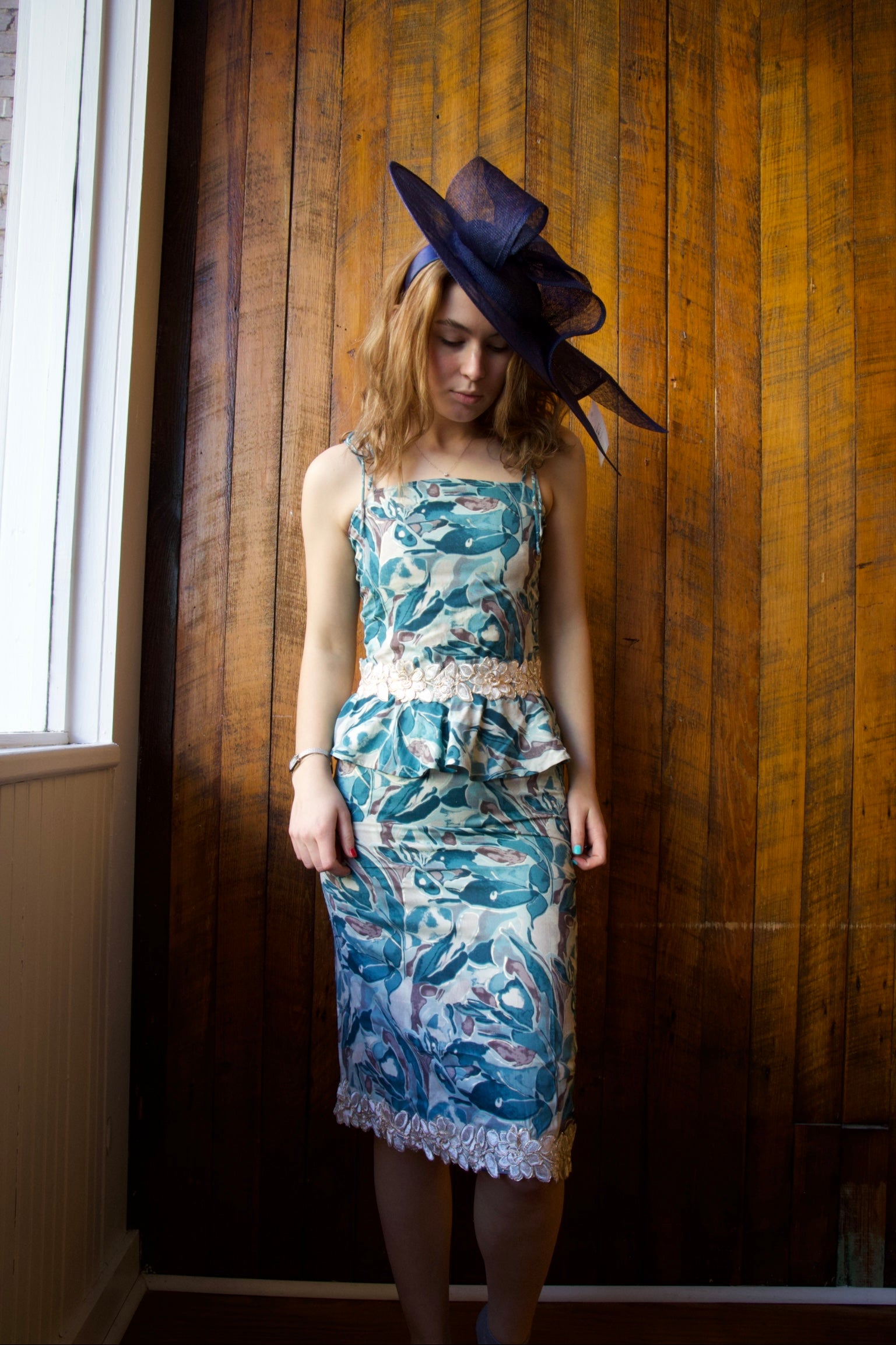 OCEAN MUSE FLORAL PENCIL MIDI SKIRT