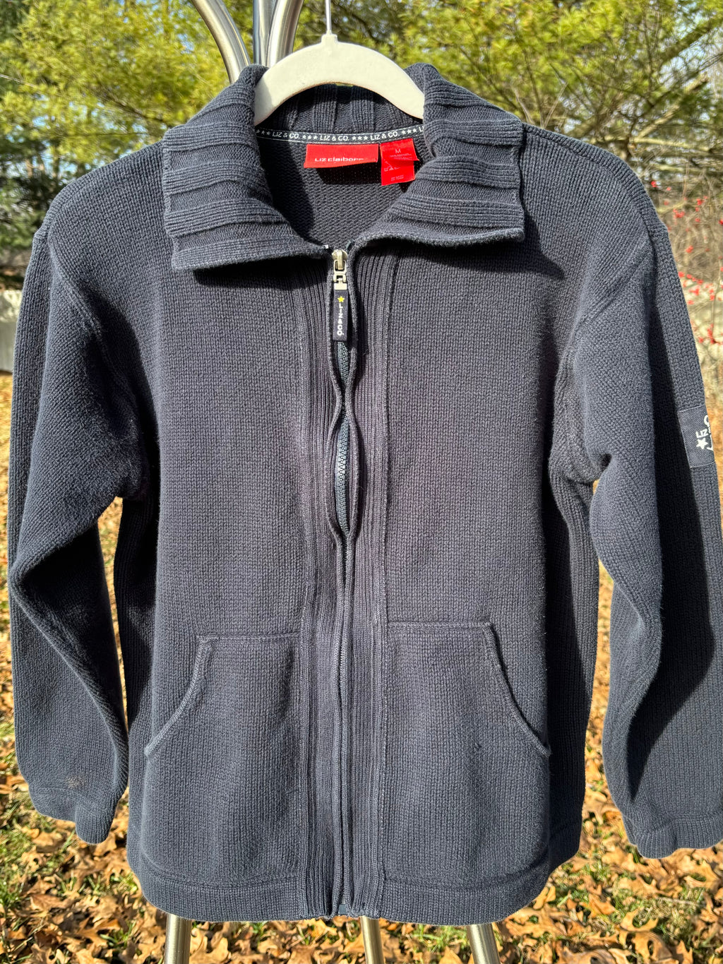 LIZ CLAIBORNE: KNIT COLLARED NAVY SLIGHTLY CROPPED SWEATER JACKET