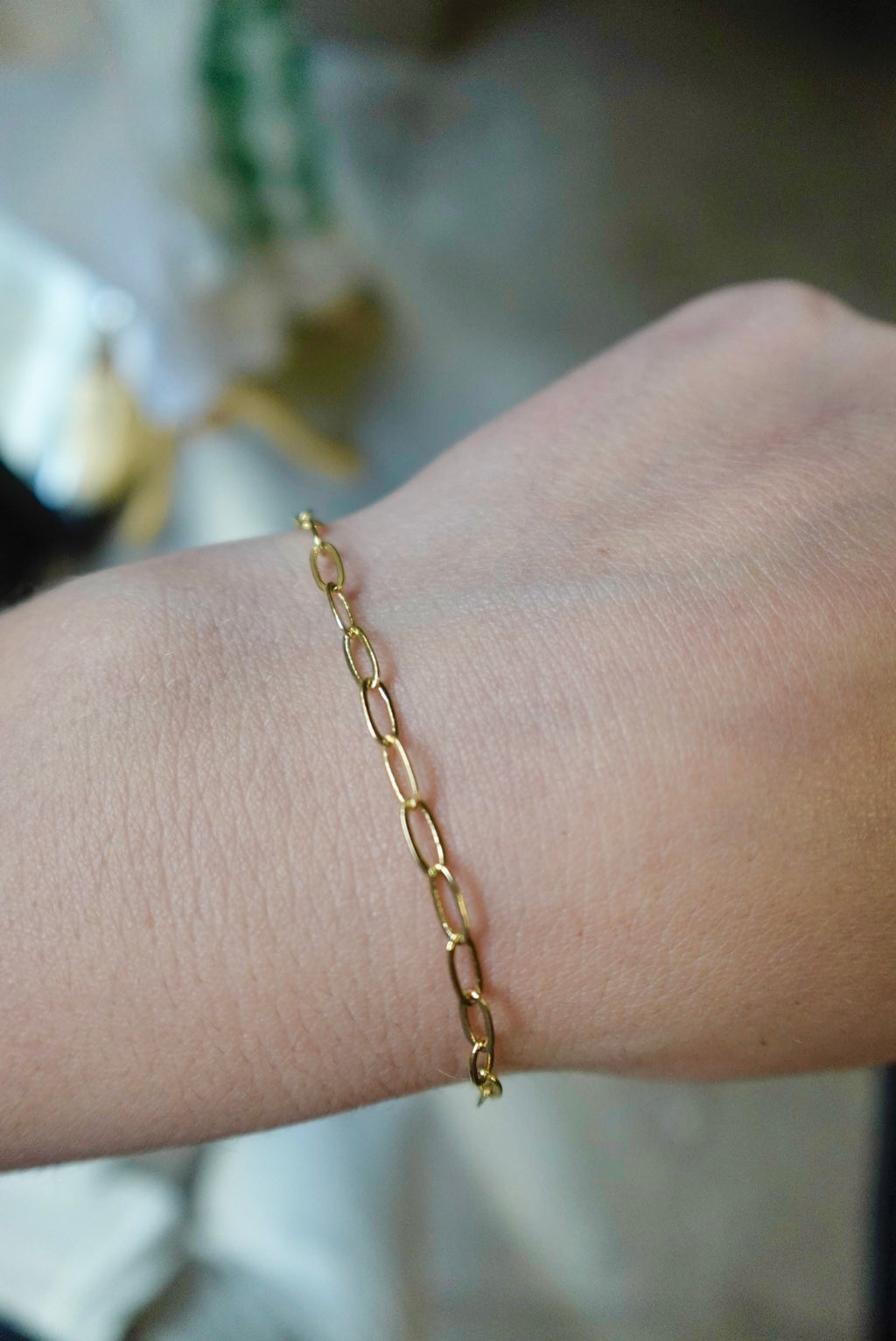 CURVED PAPERCLIP 14K GOLD FILLED BRACELET
