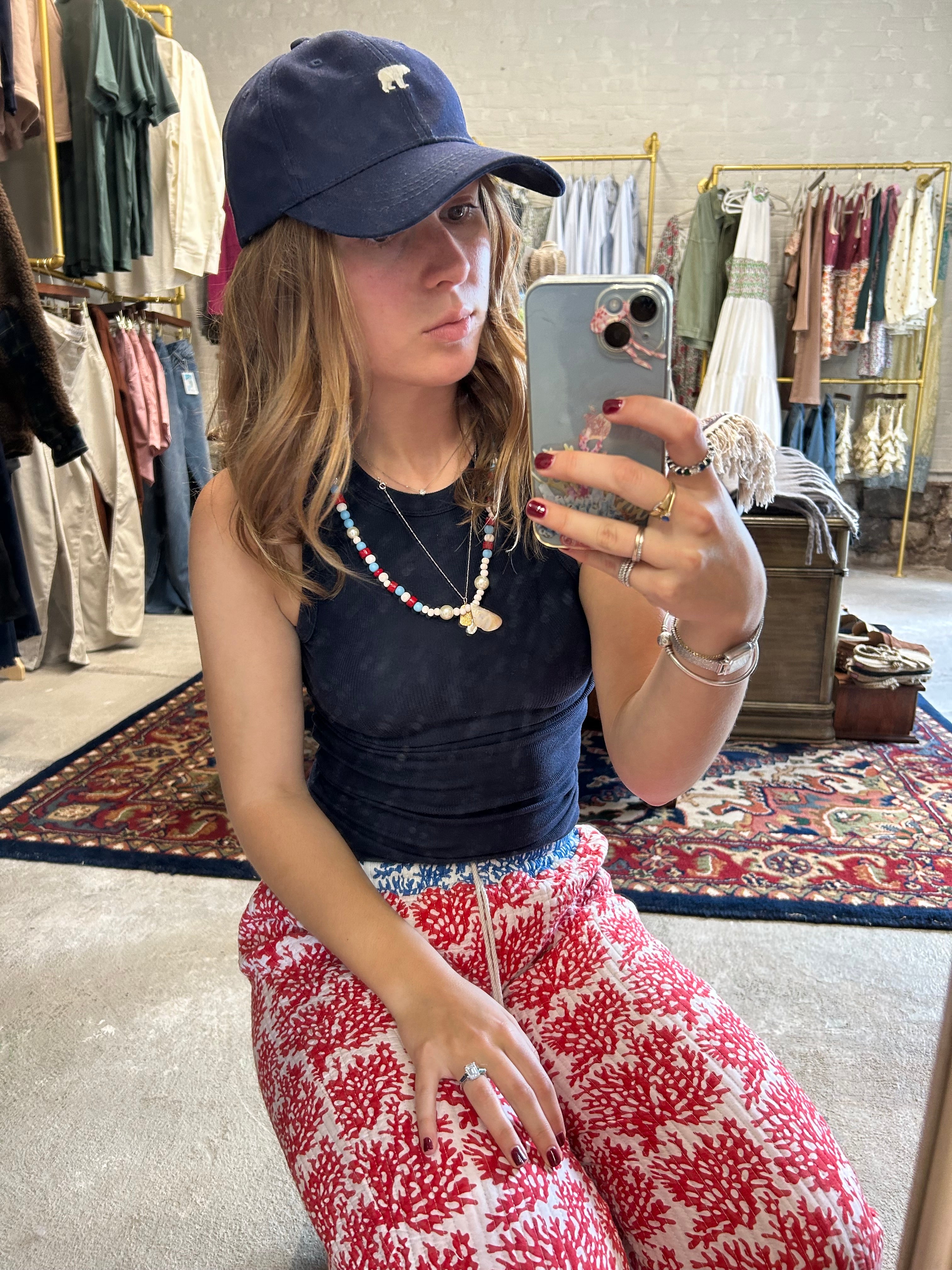 NAVY EMBROIDERED POLAR BEAR UNISEX BASEBALL HAT