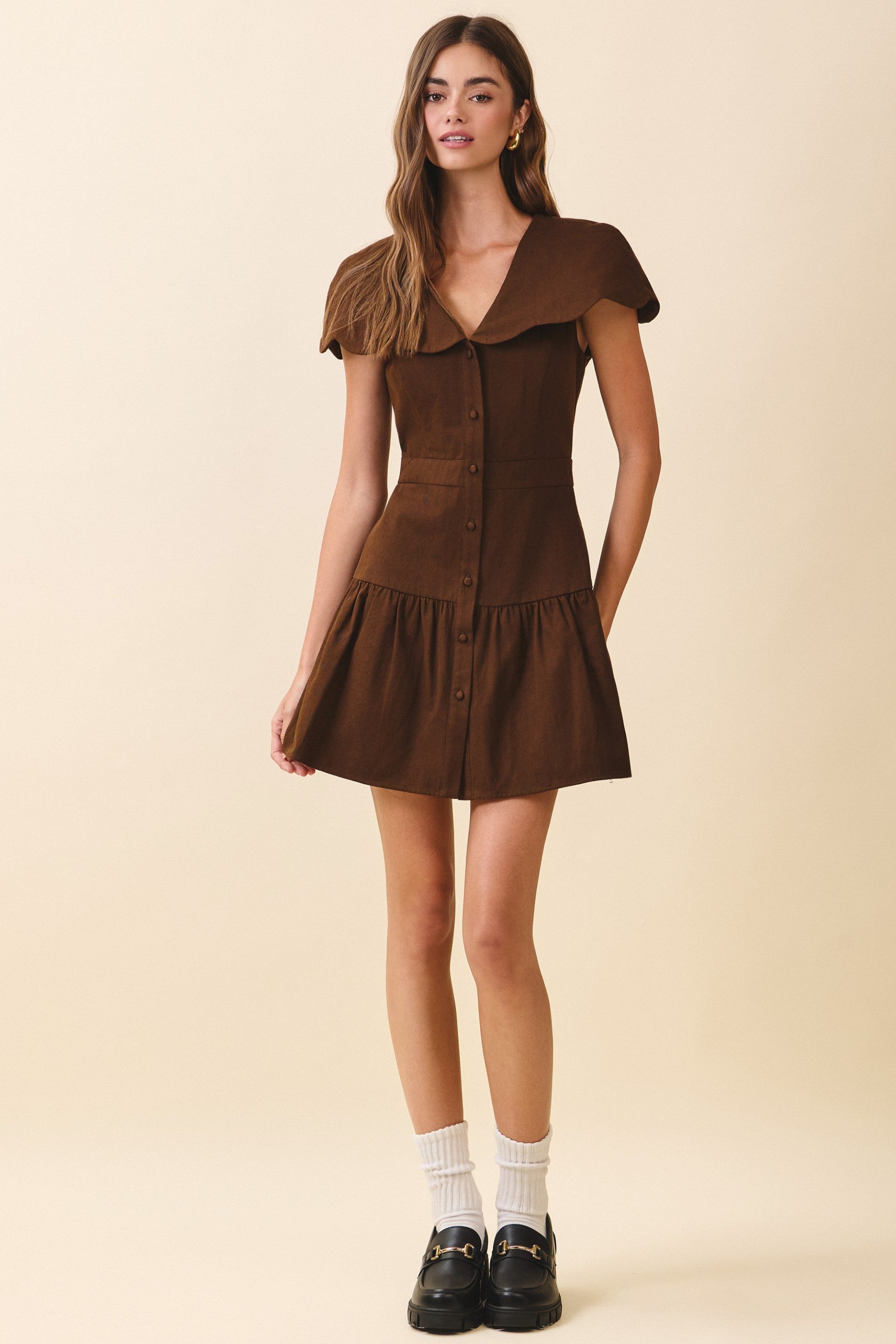 CHOCOLATE CARMEL CAP SLEEVE SCALLOP DRESS
