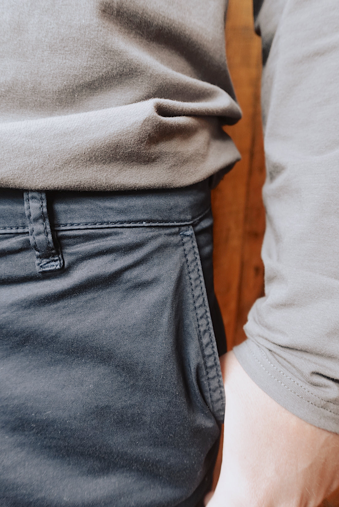 NAVY SOFT BREATHABLE COTTON CHINO SHORTS