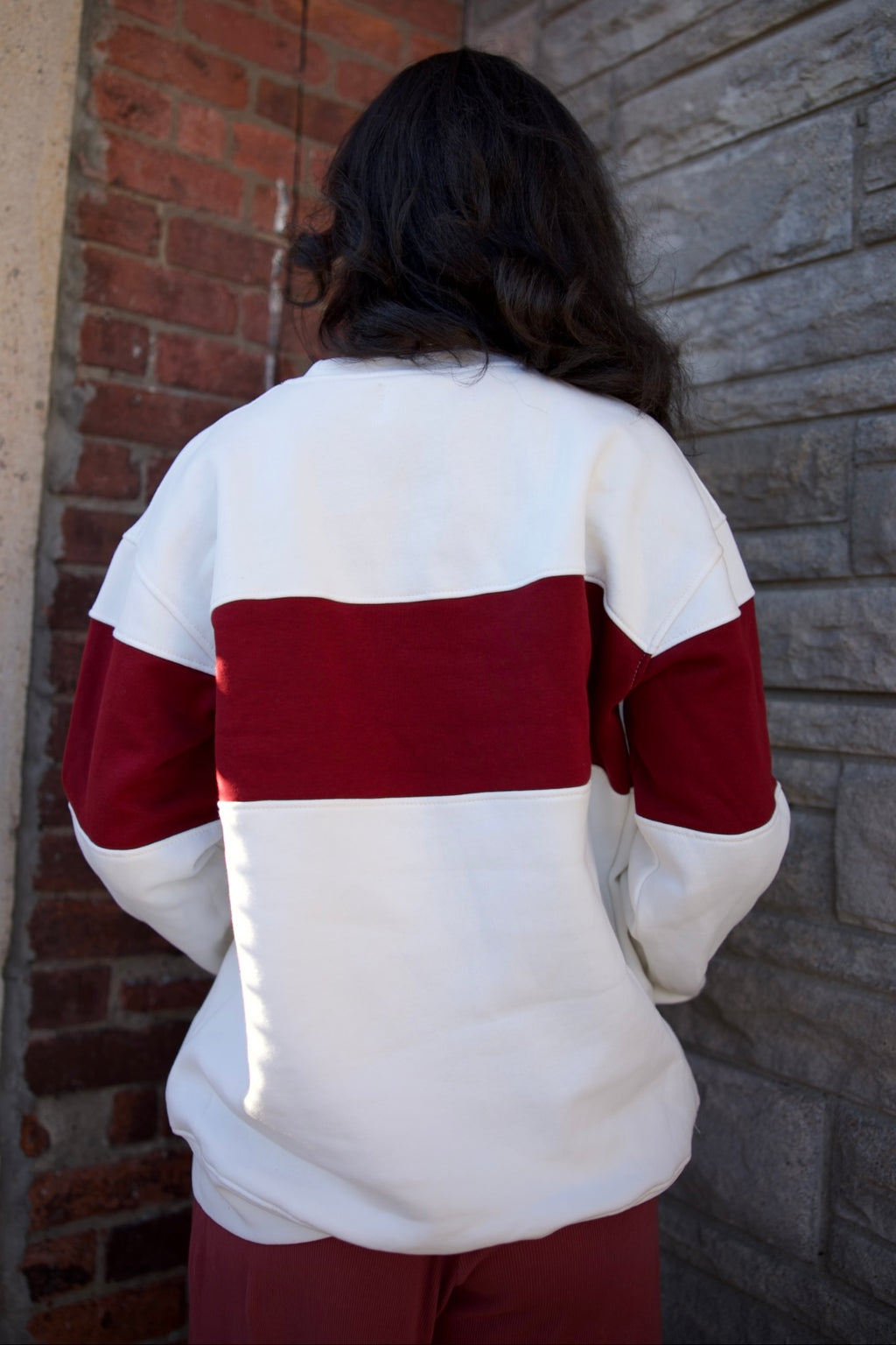 WINE & OFF WHITE OVERSIZED EMBROIDERED FLEECE CREW