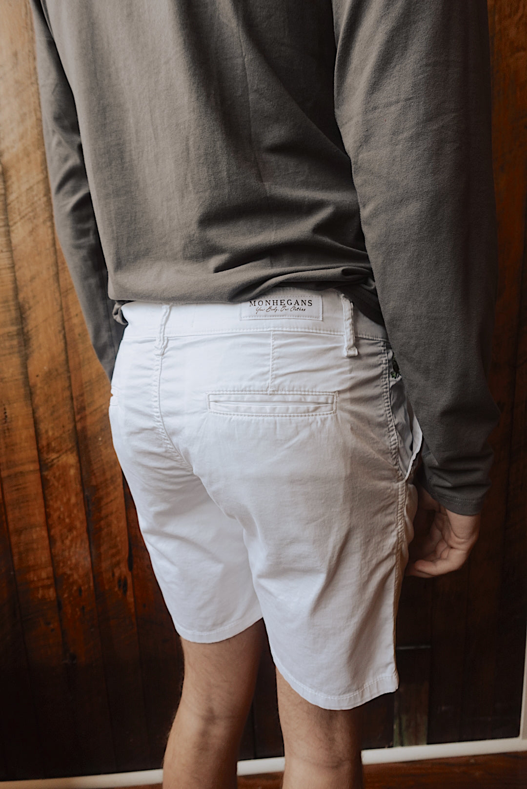 WHITE SOFT BREATHABLE COTTON CHINO SHORTS