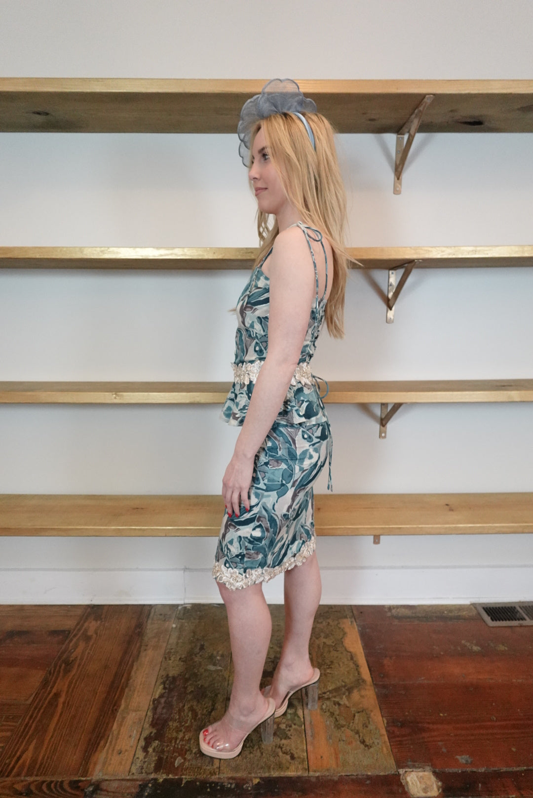 OCEAN MUSE FLORAL PENCIL MIDI SKIRT