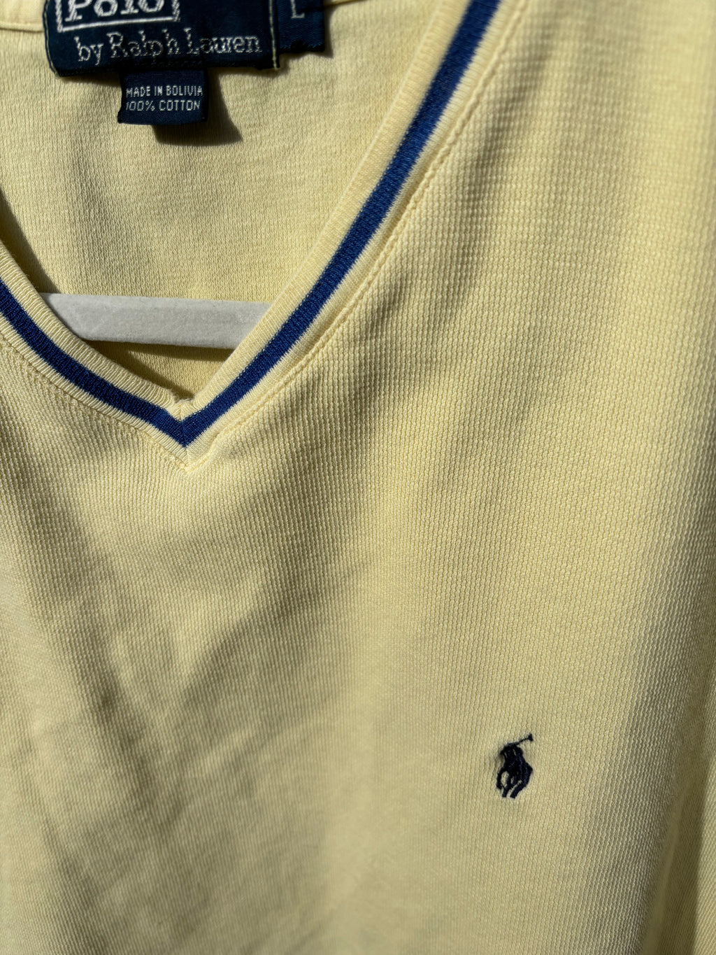 RALPH LAUREN: BUTTER YELLOW & NAVY DETAIL V NECK KNIT TEE