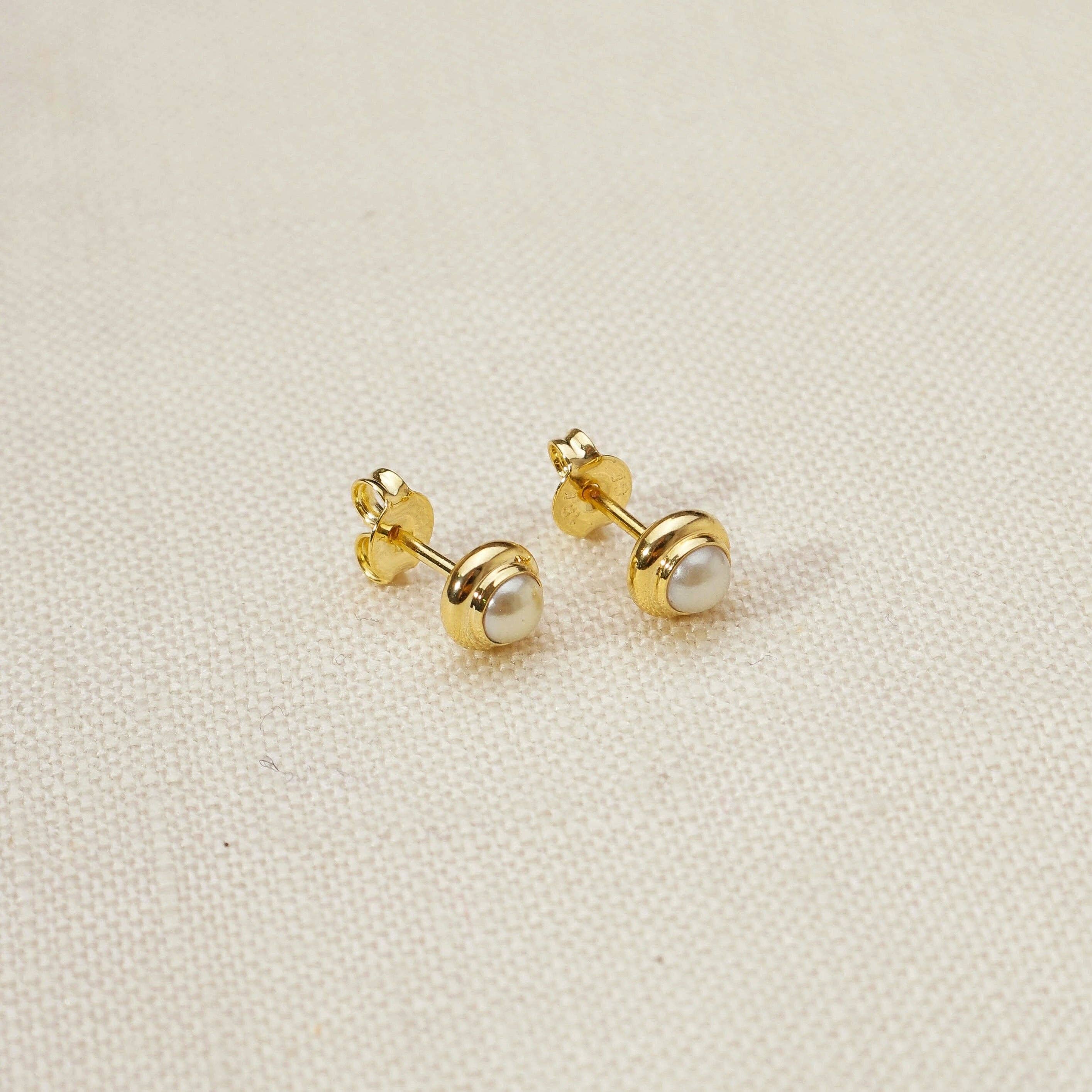 BEZEL FLAT PEARL STUD 18K GOLD FILLED EARRINGS