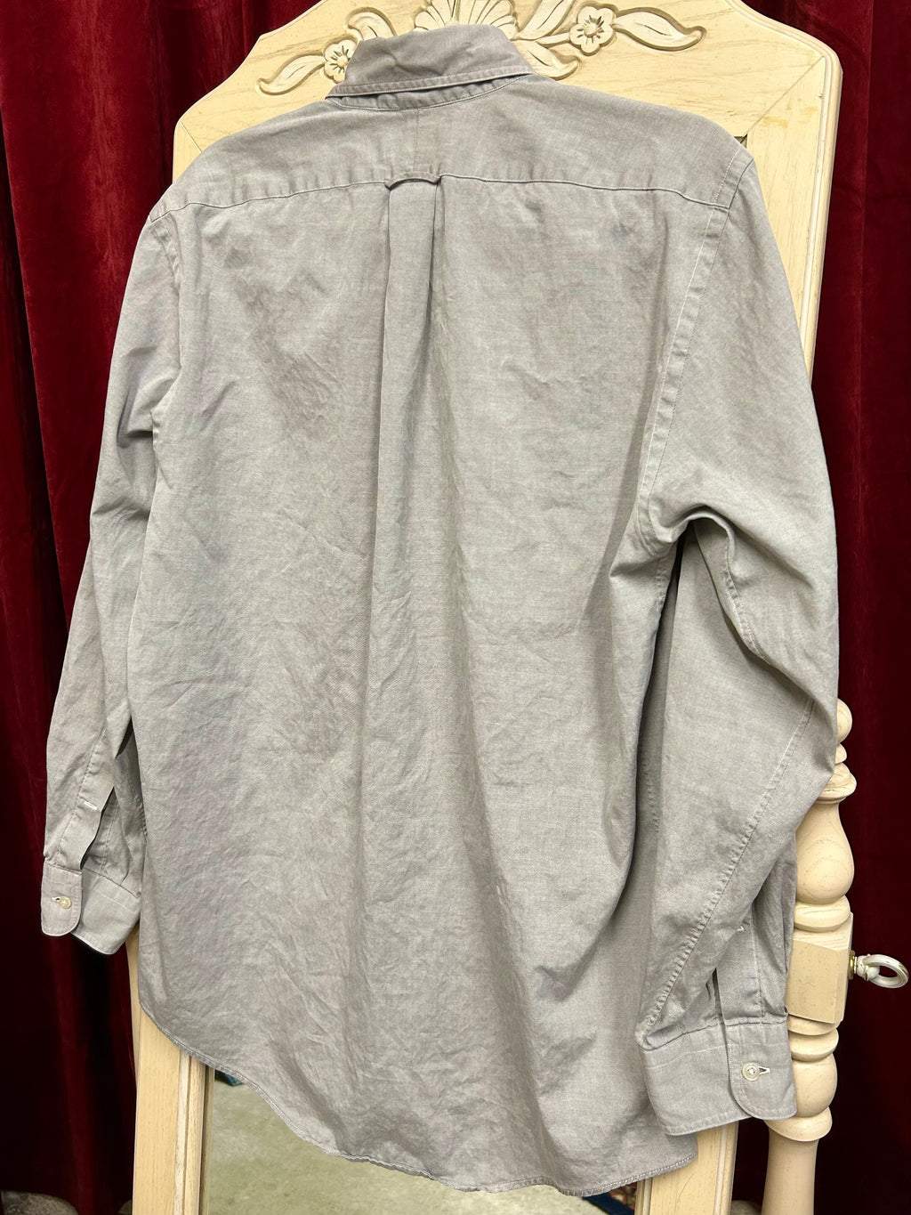LANDS END: PALE GRAY BUTTON DOWN