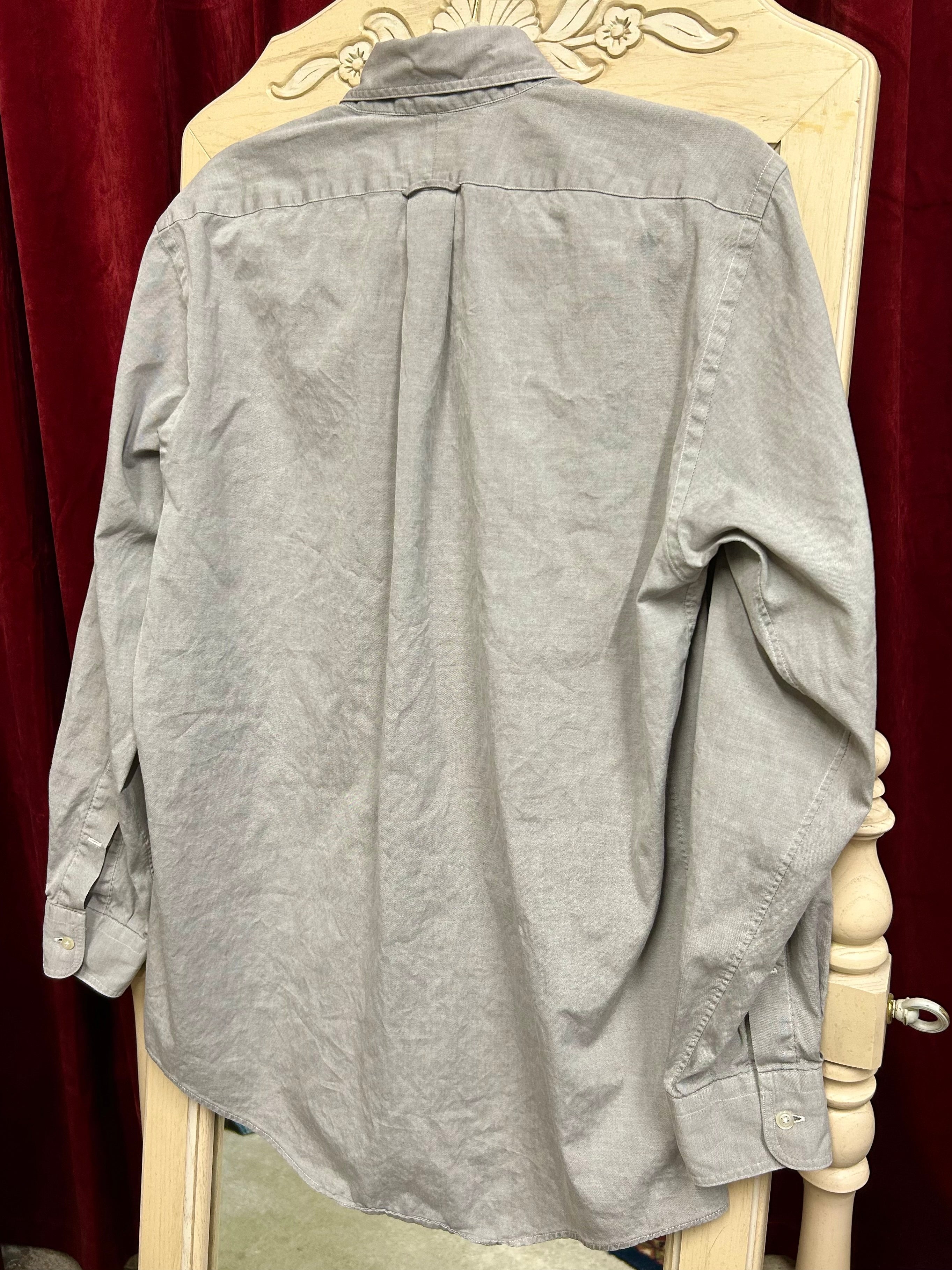 LANDS END: PALE GRAY BUTTON DOWN