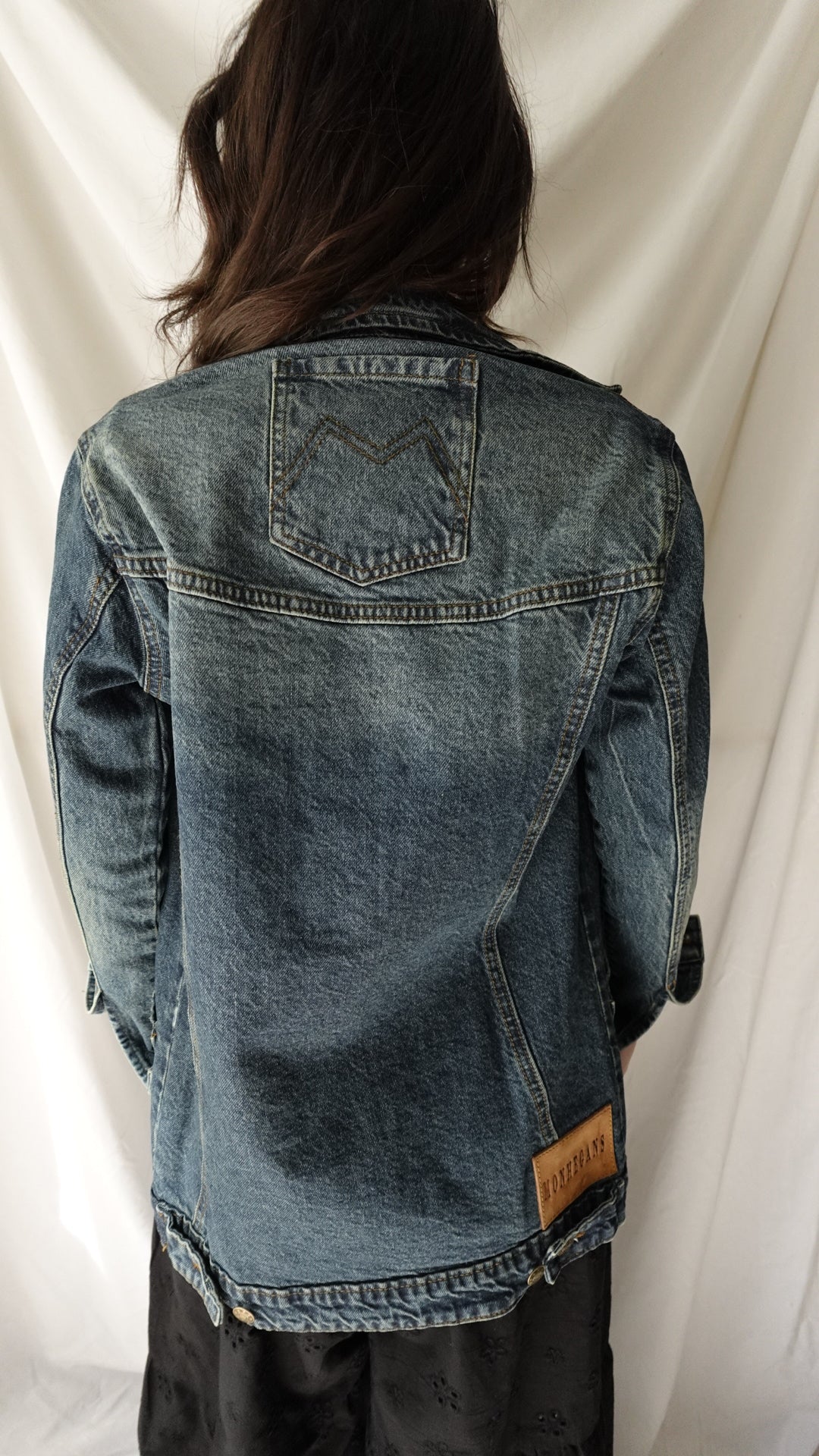 JANE TAILORED LONG DARK VINTAGE WASH BRUSHED GOLD DETAILED DENIM JACKET