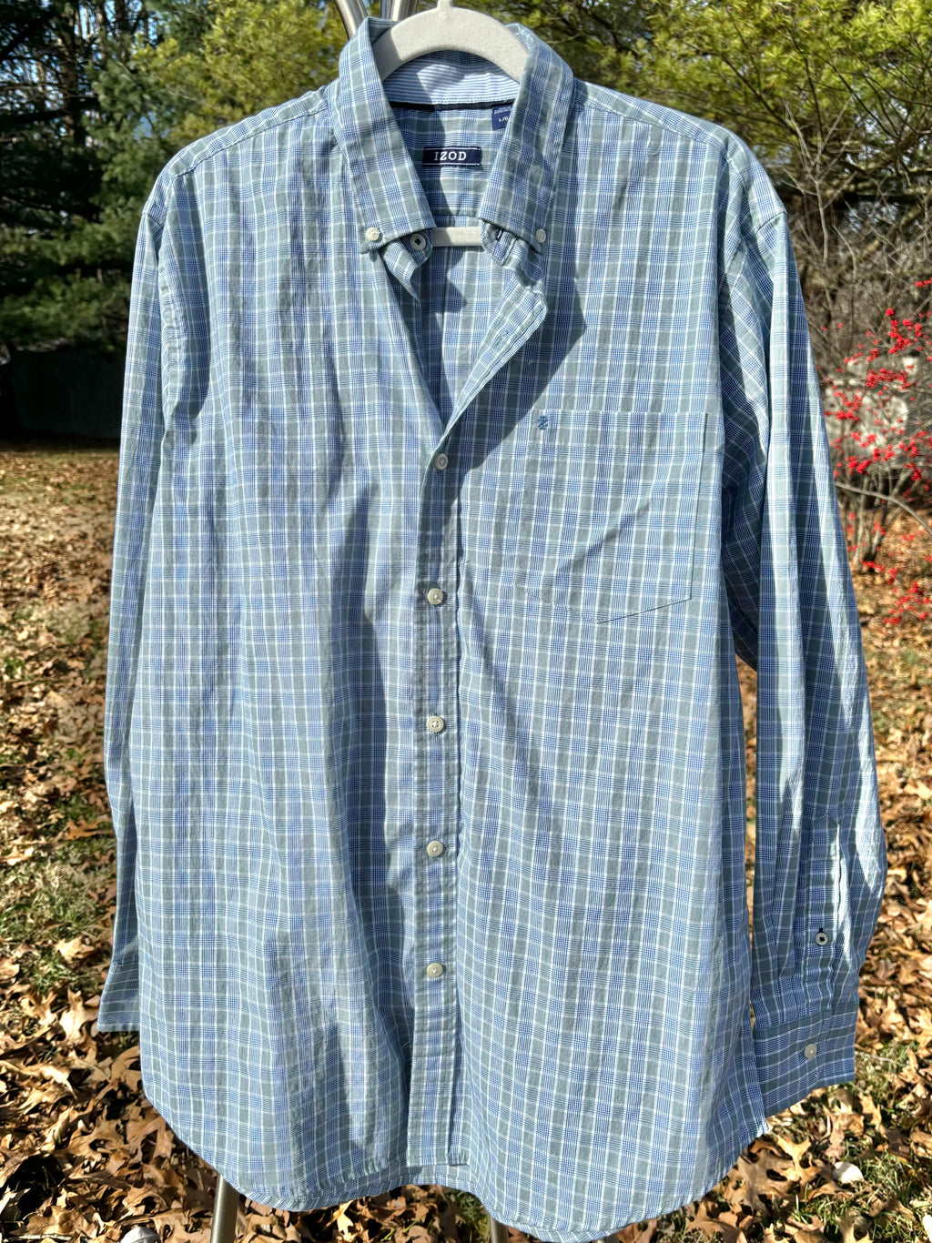 IZOD: MUTED BLUE & GREEN PLAID BUTTON DOWN