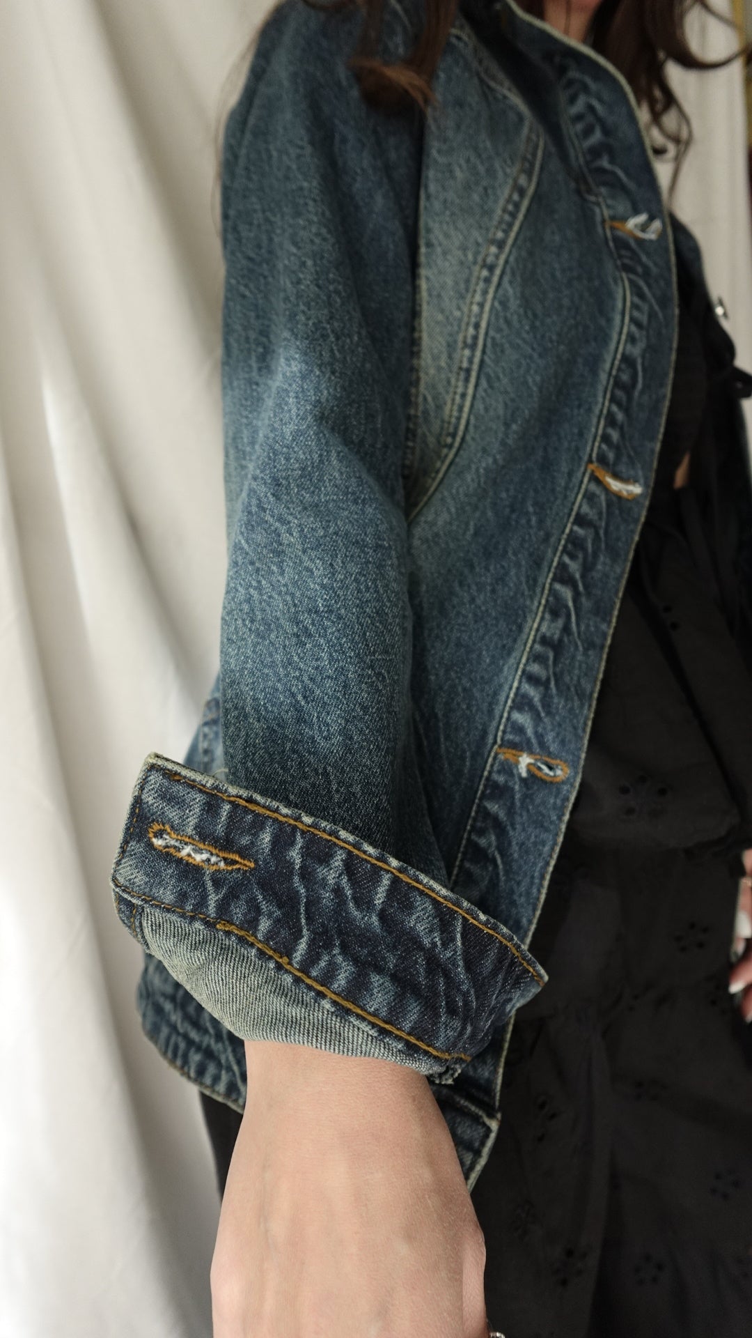 JANE TAILORED LONG DARK VINTAGE WASH BRUSHED GOLD DETAILED DENIM JACKET