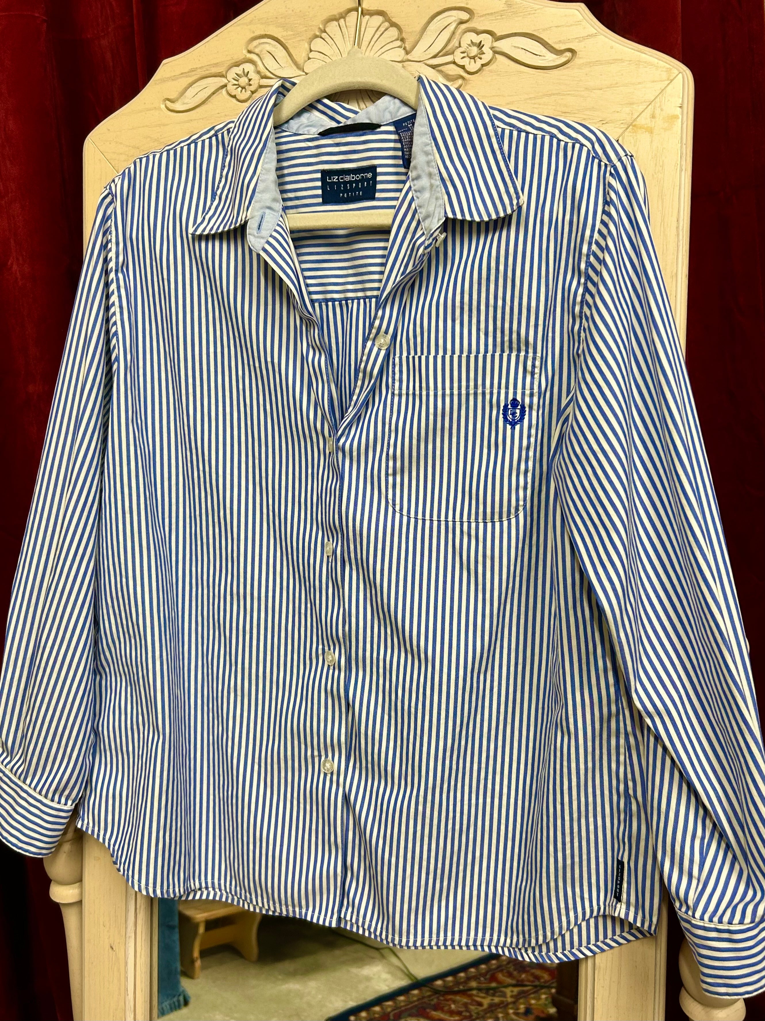 LIZ CLAIBORBE SPORT: BLUE & WHITE STRIPED BUTTON DOWN