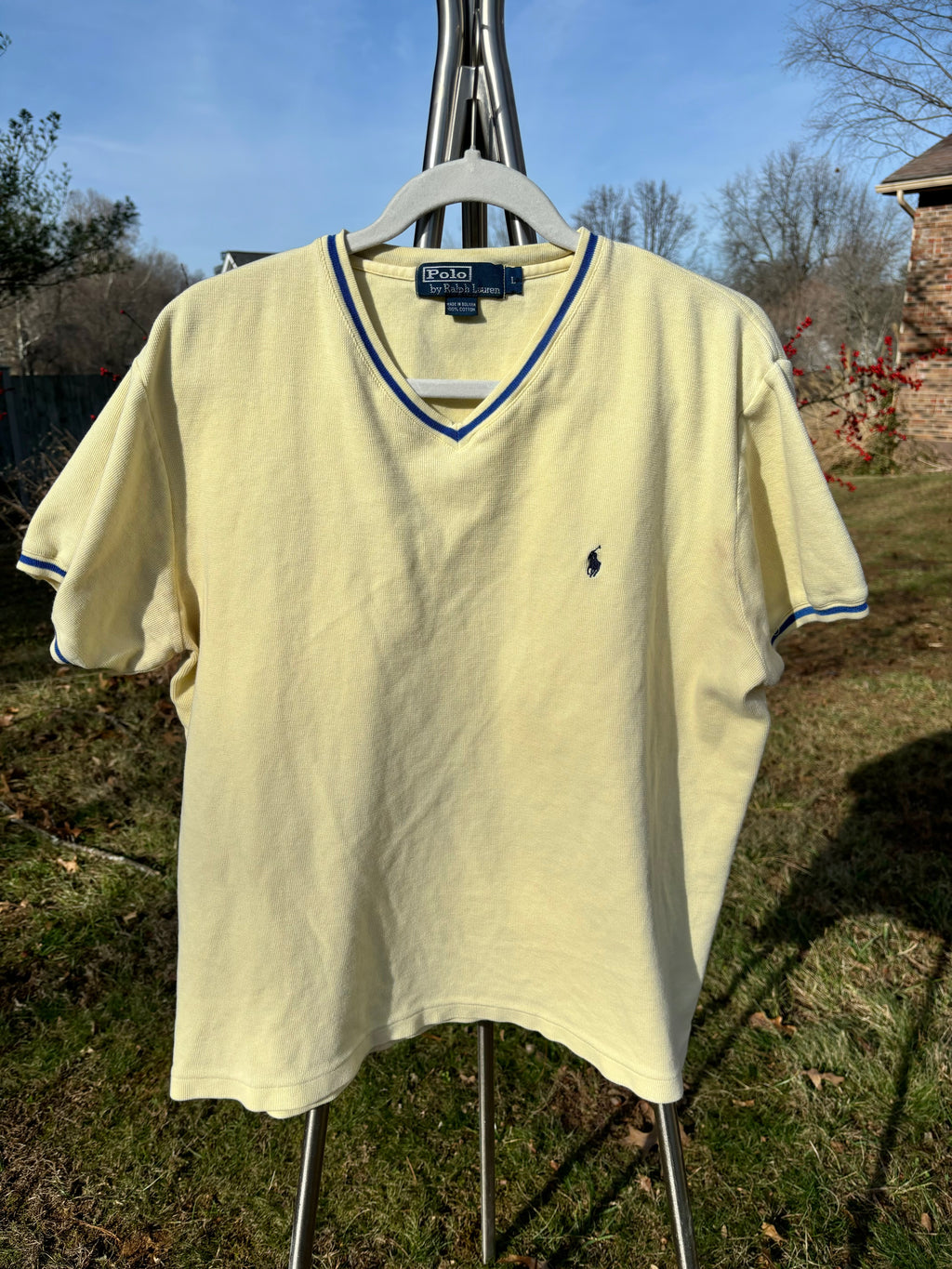 RALPH LAUREN: BUTTER YELLOW & NAVY DETAIL V NECK KNIT TEE