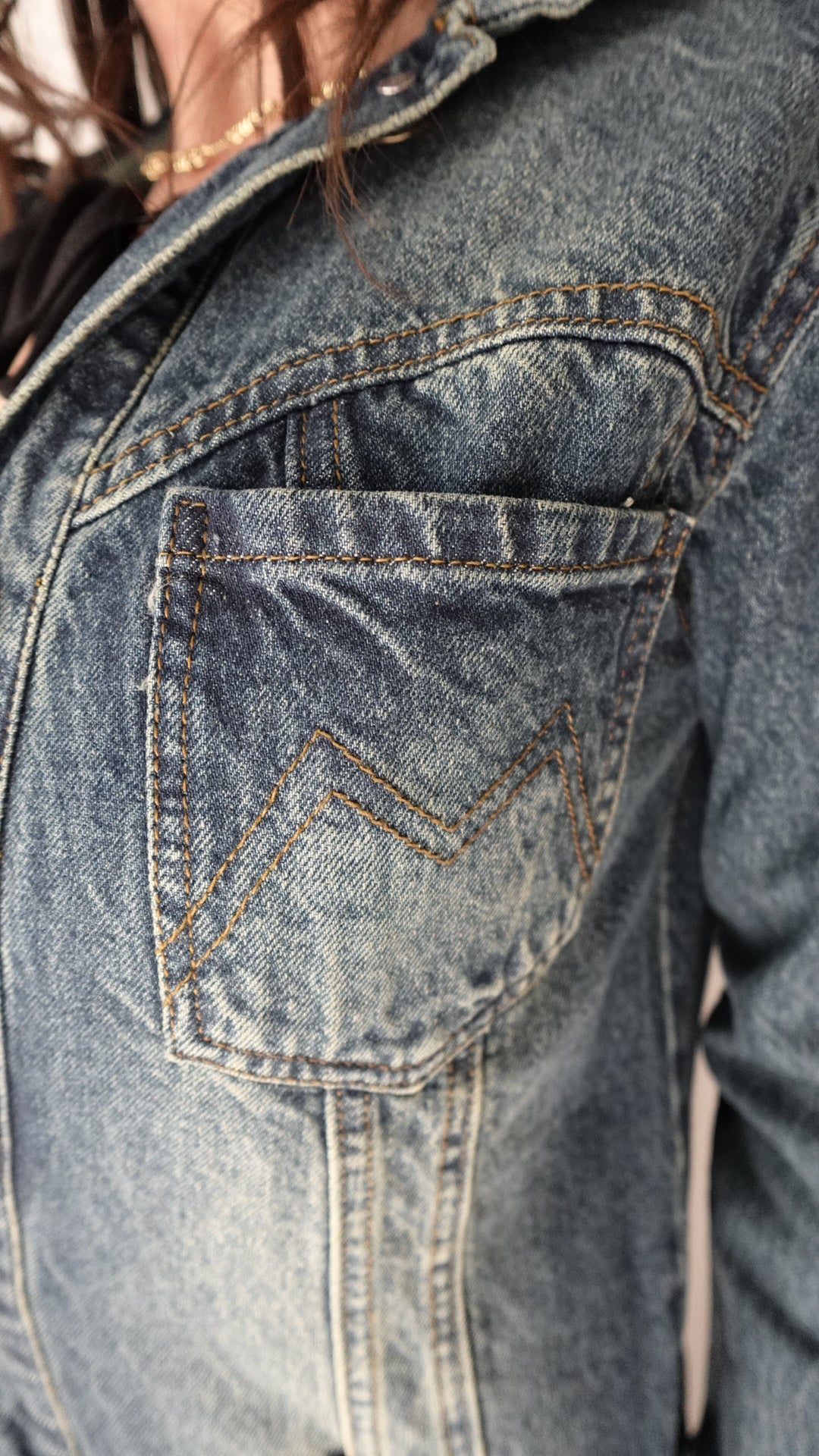 JANE TAILORED LONG DARK VINTAGE WASH BRUSHED GOLD DETAILED DENIM JACKET