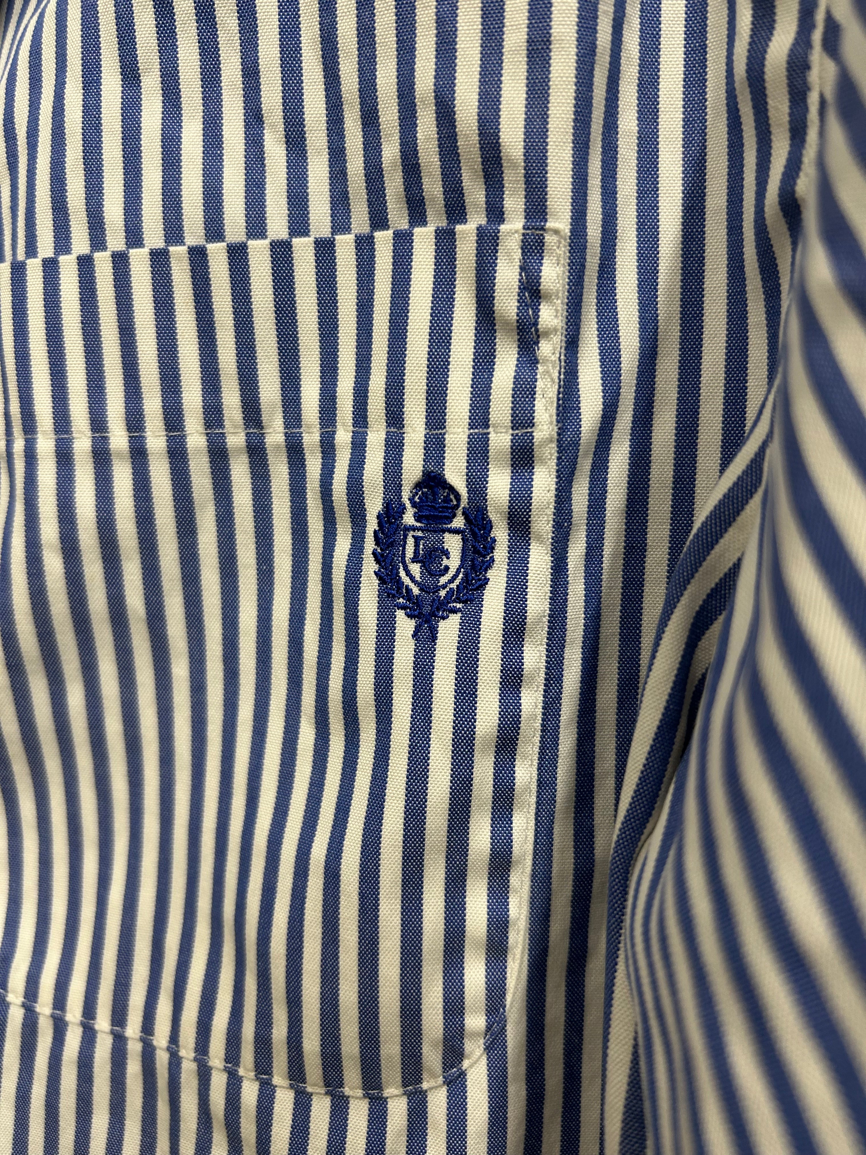 LIZ CLAIBORBE SPORT: BLUE & WHITE STRIPED BUTTON DOWN