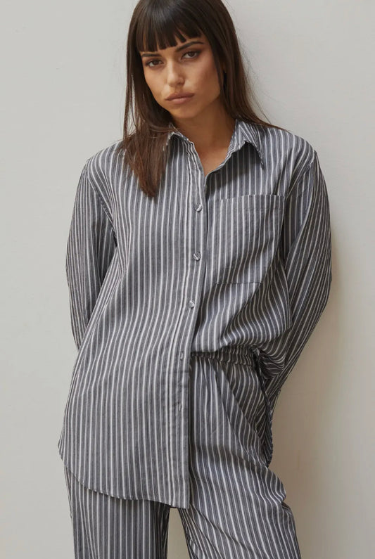 STERLING STRIPED BUTTON DOWN RELAXED SHIRT