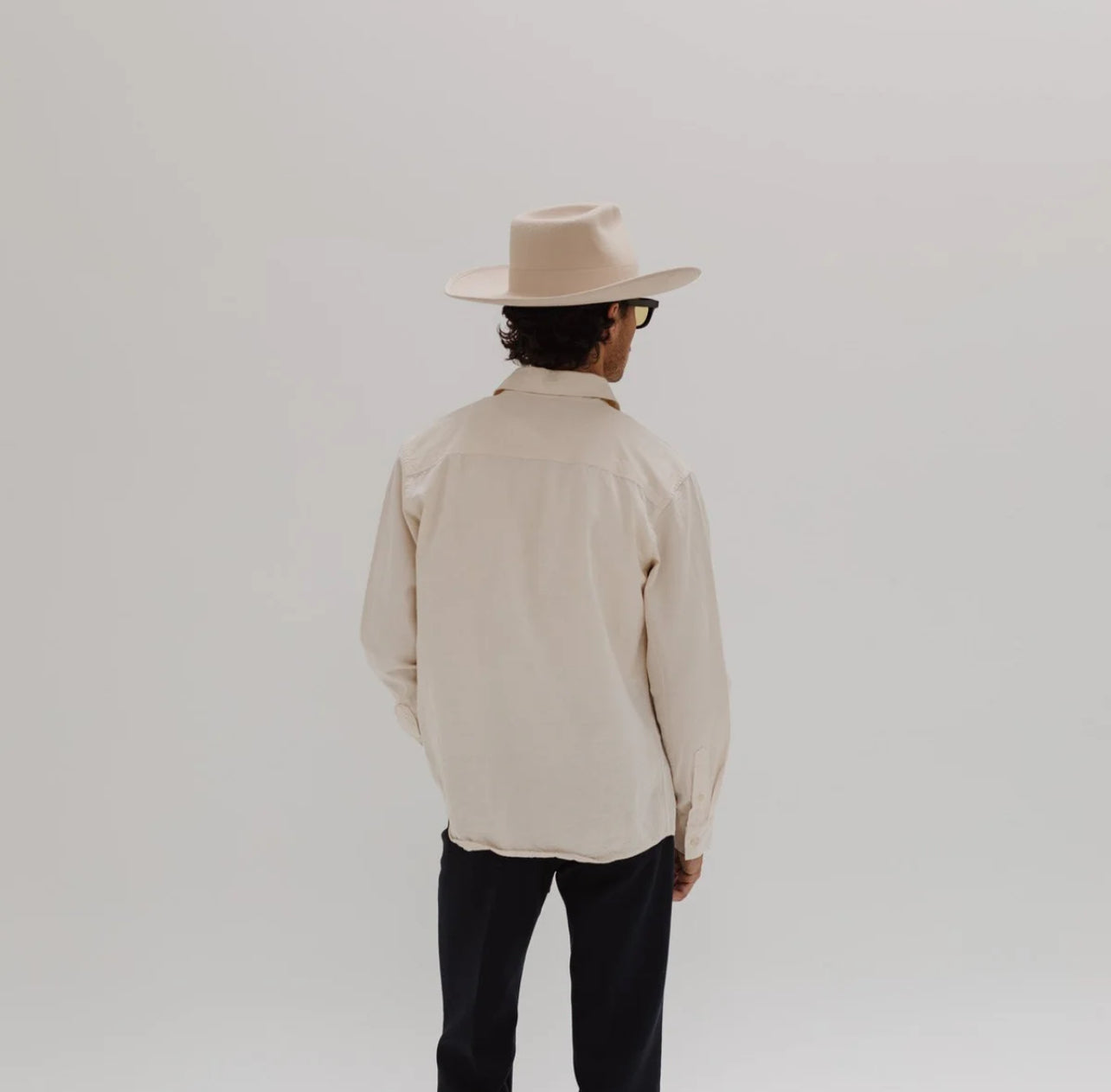 TWO ROADS CO: TOAS WESTERN FEDORA BUCKSKIN