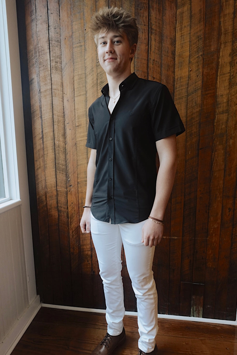 NIOR SOFT STRETCH SLIM FIT SHORT SLEEVE BUTTON DOWN