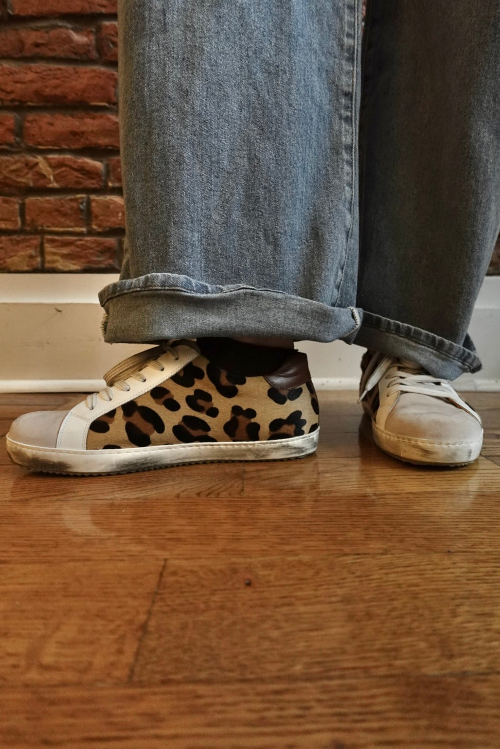 Leopard Printed Round Toe Sneakers