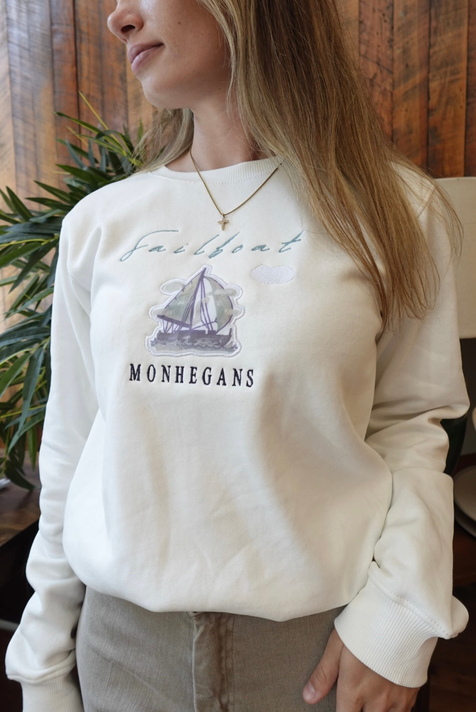 ORIGINAL ART D.B. SAILBOAT PATCH MONHEGANS EMBROIDERED UNISEX CREWNECK