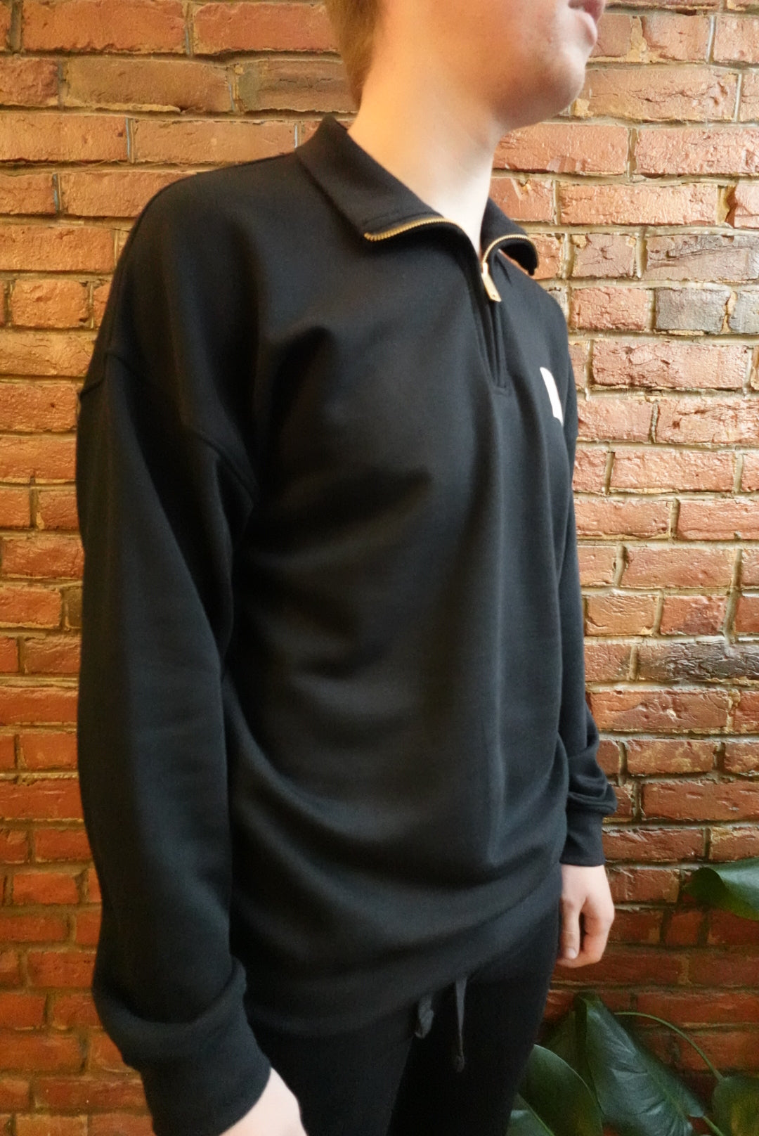 Solid Performance Q-Zip
Men's Performance Q-Zip