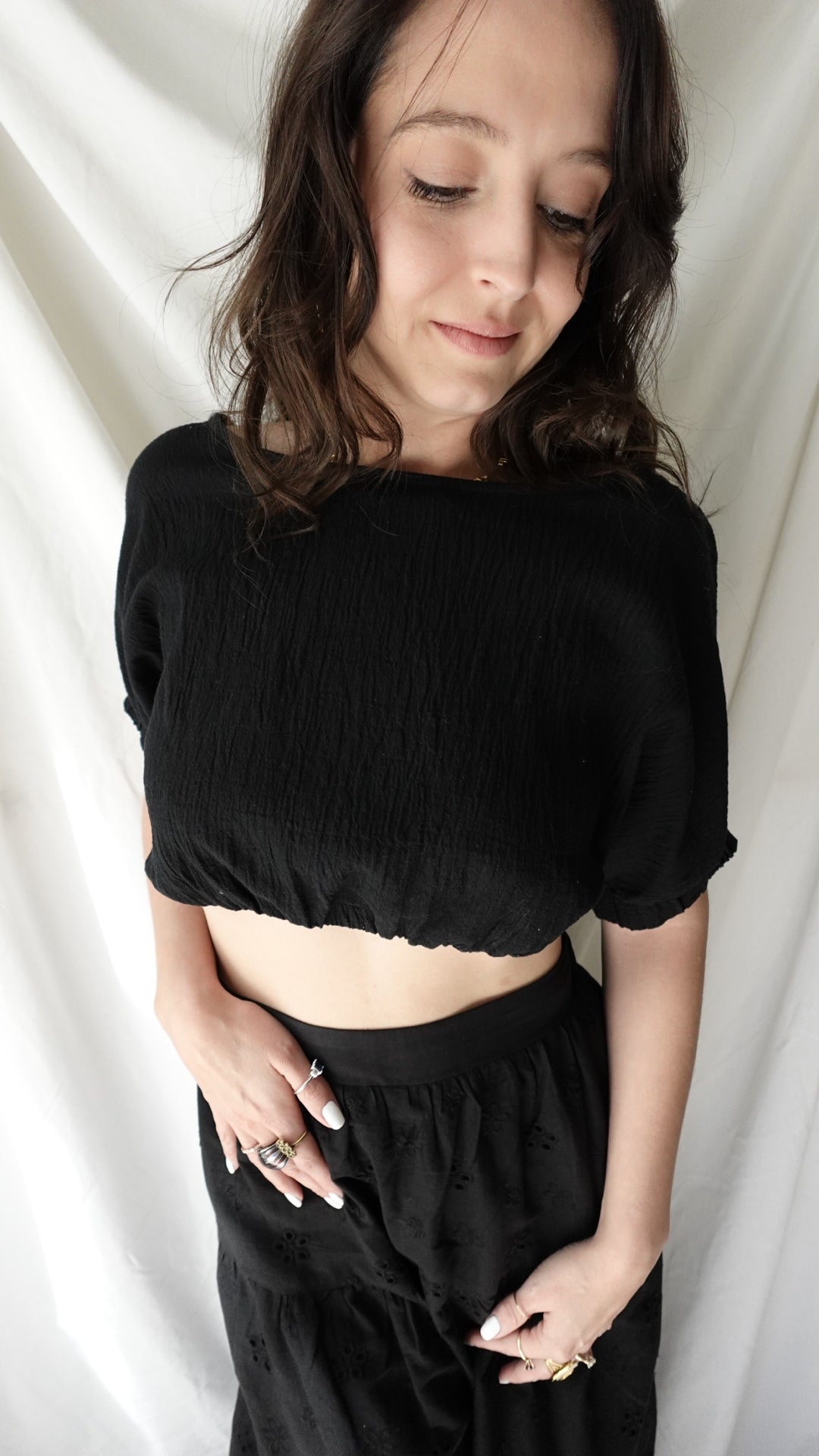 black-boat_neck_crop_top