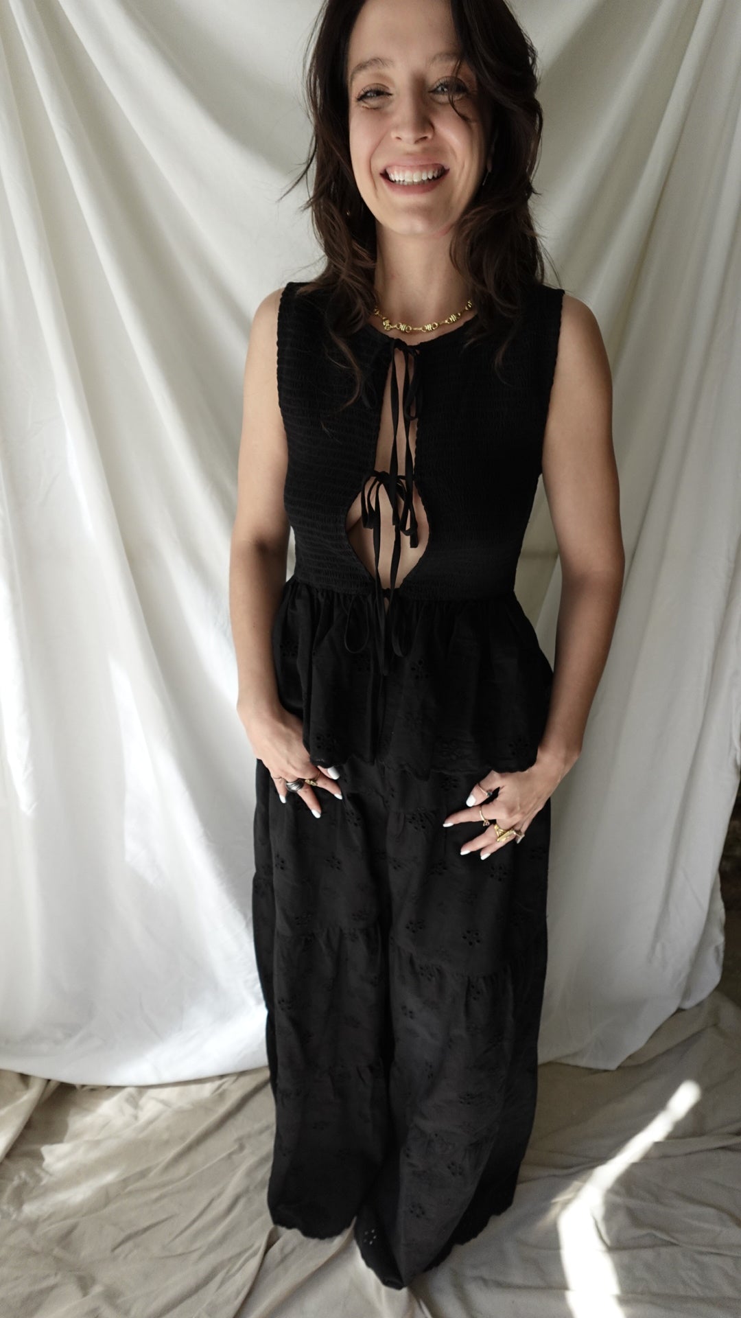 black_smocked_cotton_vest_tie top summer