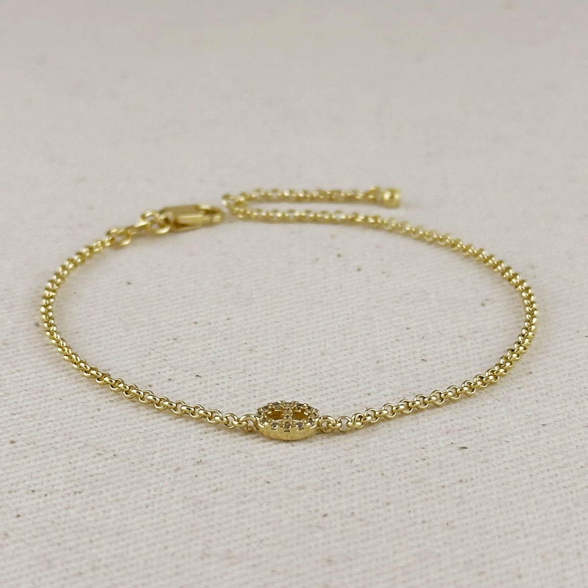 delicate gold bracelet, small link bracelet, gold stacking bracelet, layering gold bracelet, non tarnish gold bracelet, water resistant gold bracelet, a