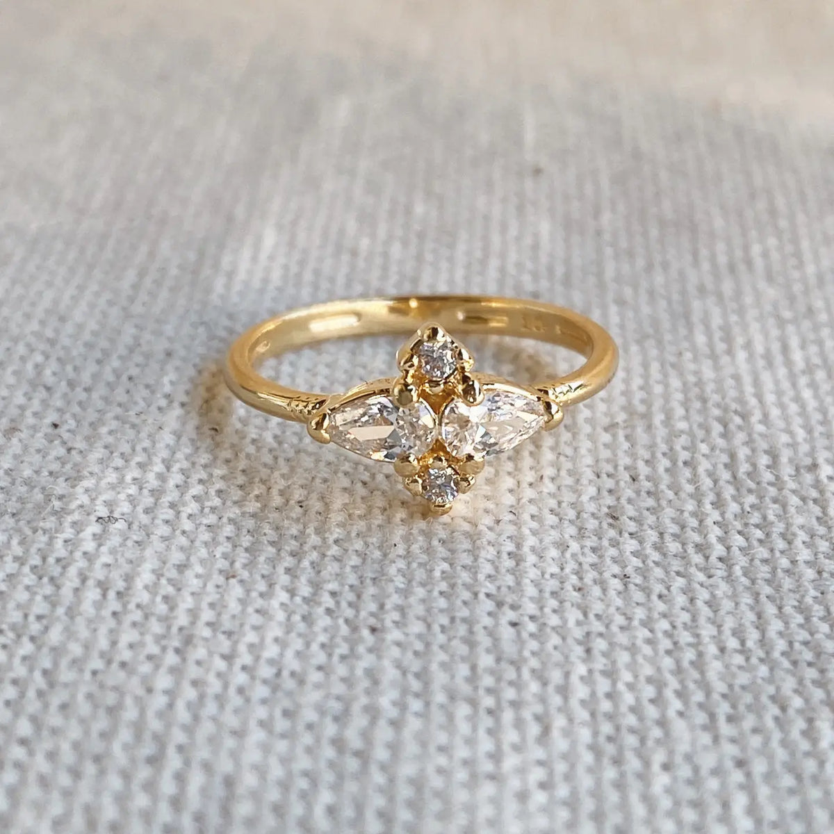 VINTAGE FLOWER CZ DIAMOND 18K GOLD FILLED RING – Monhegans