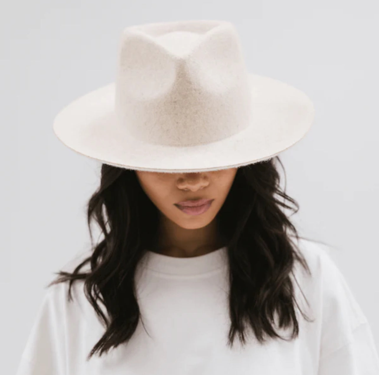 ivory women's brimmed hat