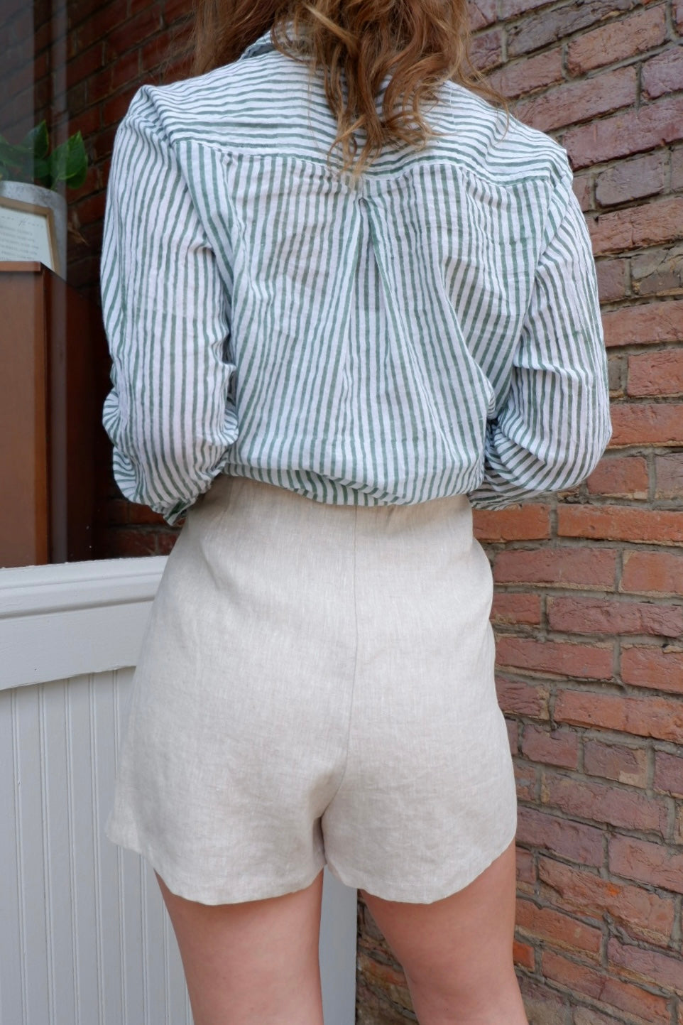 OAT LINEN HIGH WAISTED SHORTS