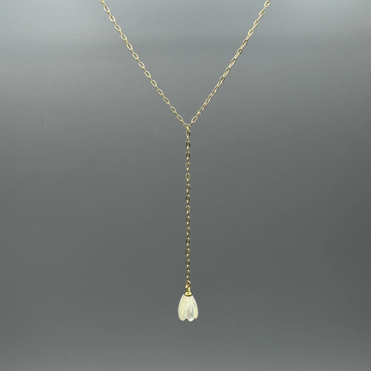 tulip necklace, flower necklace, floral necklace, mother of pearl necklace, pearl tulip necklace, gold tulip necklace, gold flower necklace, gold filled necklace,